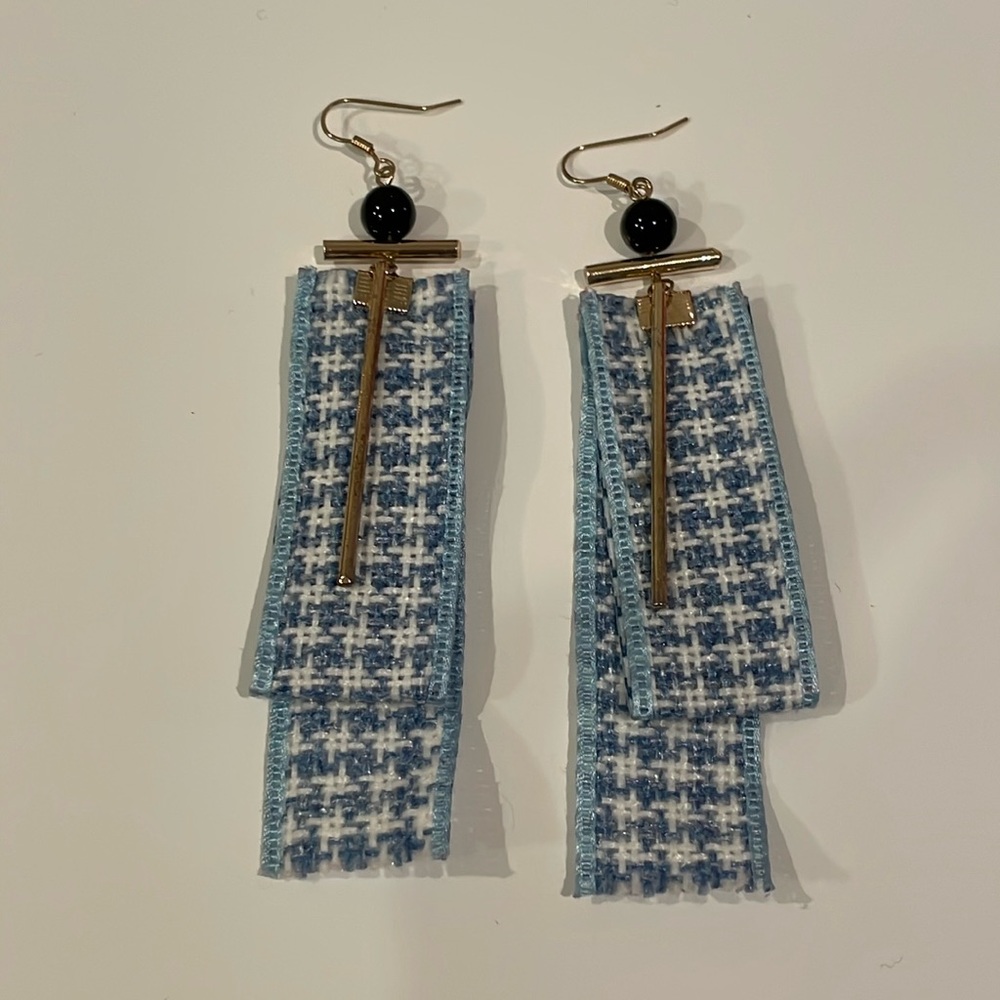 Vintage earrings new